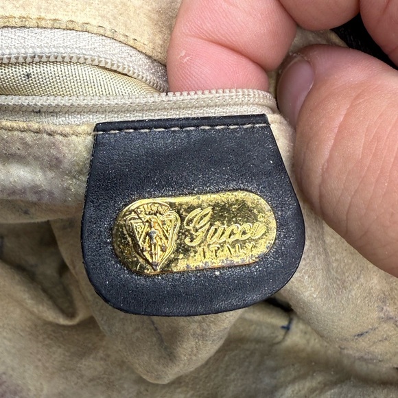Vintage 80s Gucci Shoulder Bag with Certificate of Authenticity! - Picture 8 of 12